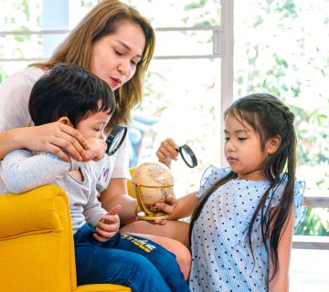 برنامه‌های آموزشی هفتگی و ماهانه برای کودکان