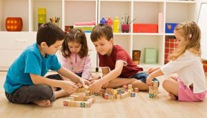 مهارتهای زندگی با بازی و هنر